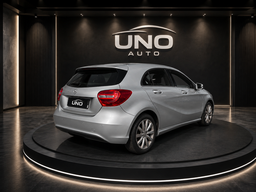 Mercedes-Benz Classe A 180 Style 2012 — vue arrière